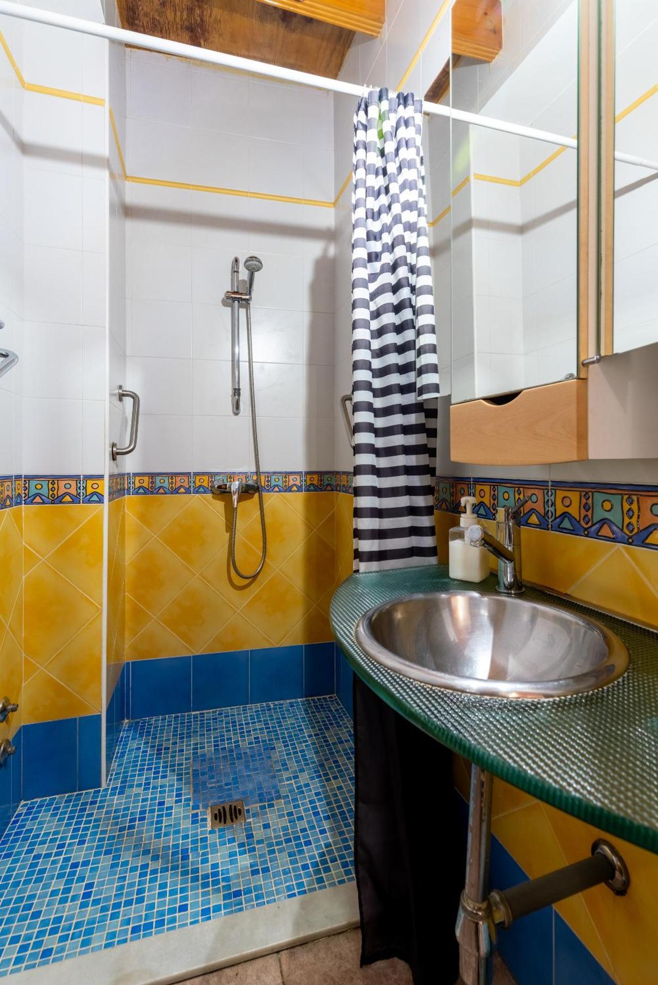 Aoa Casa Triana Familiar Con Terraza Apartment Seville Luaran gambar